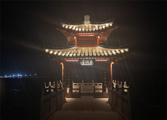 棋盘山风景区观湖台亮化