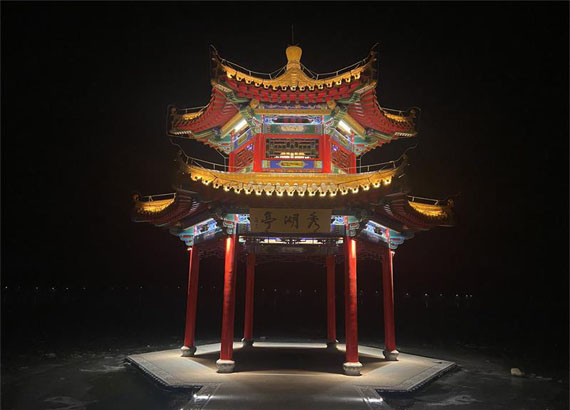 棋盘山风景区秀湖亭亮化